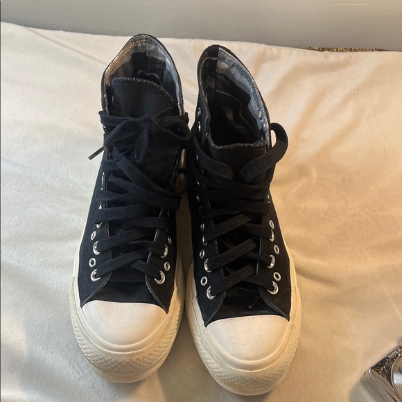 Converse Black High-Tops with White Accents - Picture 15 of 17
